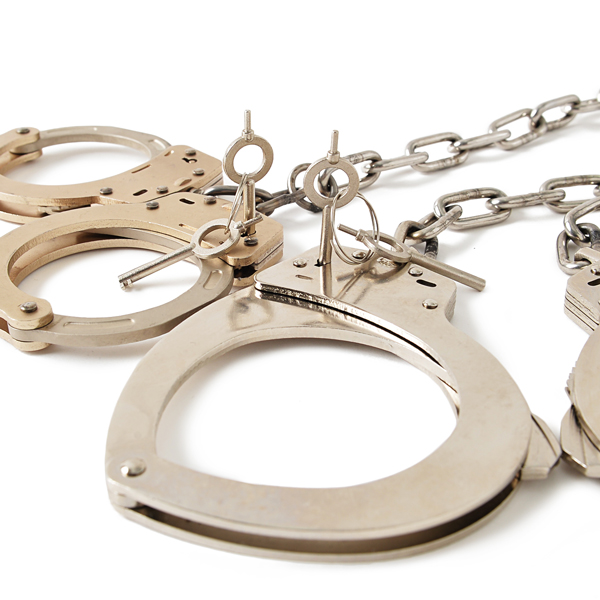 手錠、ヒンジ手錠、足錠、腰鎖（Handcuff、Legcuff） Amazon｜MOTEDO 足錠 500g LC500｜非常用持出袋・緊急避難セット
